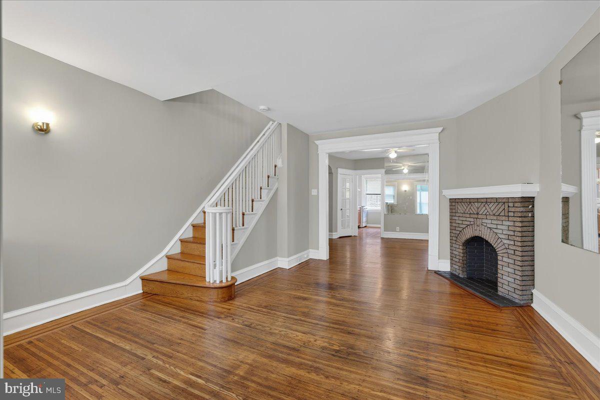 342 Huntley Road Upper Darby, PA 19082 - Photo 5 of 25 Gallery Image 5