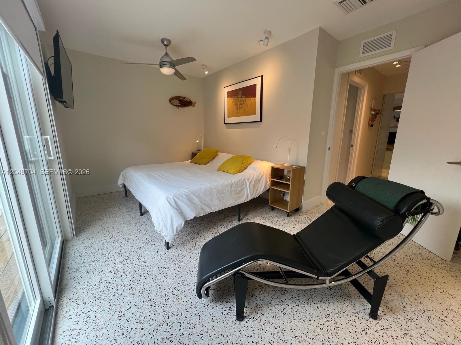 451 Southwest 24th Road, Unit 2 Miami, FL 33129 - Photo 2 of 35