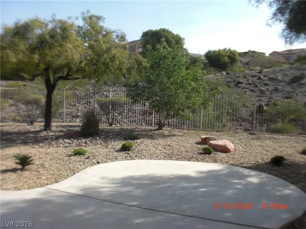 $3,300 | 9 Morninglow Pass, Henderson, NV 89052