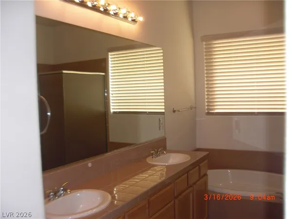 $3,300 | 9 Morninglow Pass, Henderson, NV 89052