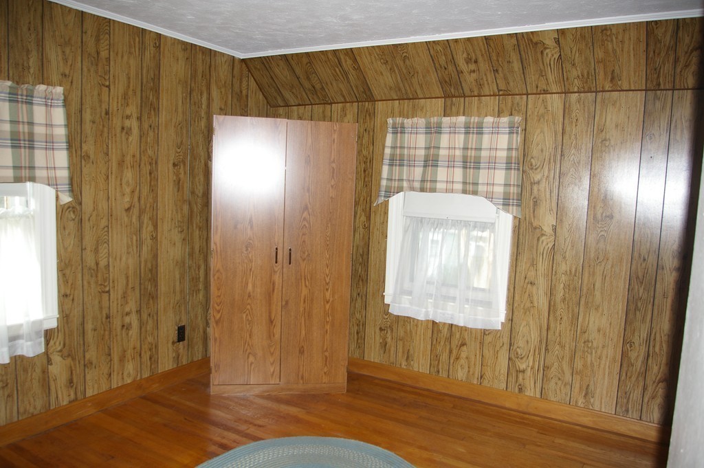 26 Ruggles Street Quincy, MA 02169 - Photo 9 of 23 Gallery Image 9