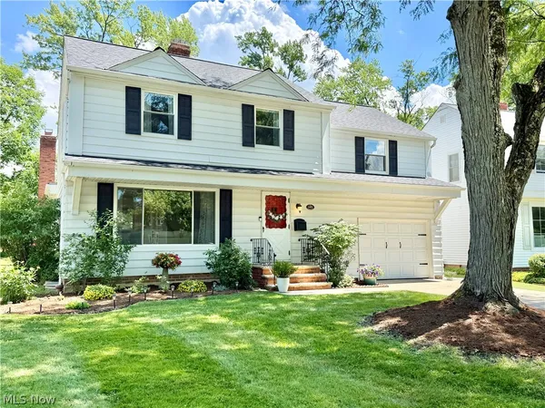 $279,000 | 1403 Croyden Road, Lyndhurst, OH 44124
