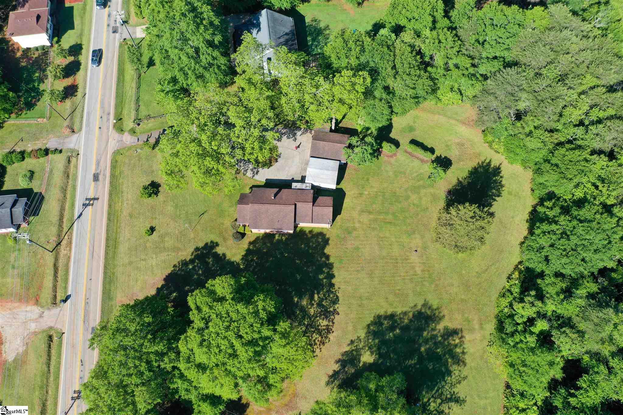 74 Stallings Road Taylors, SC 29687 - Photo 8 of 33