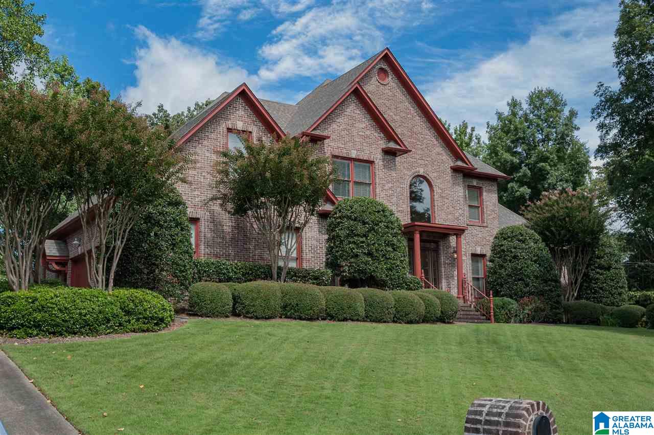 407 Woodward Road Trussville, AL 35173 - Photo 2 of 50