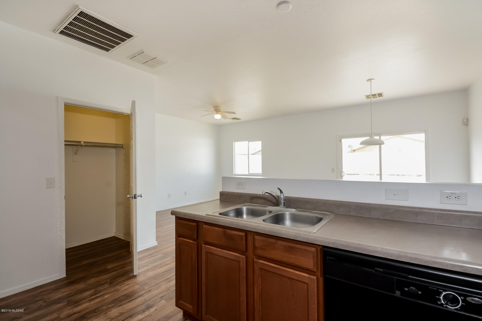 8295 West Anser Loop Tucson, AZ 85757 - Photo 12 of 24