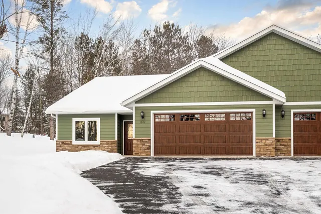 $609,500 | 1804 Rice Lake Road, Duluth, MN 55811