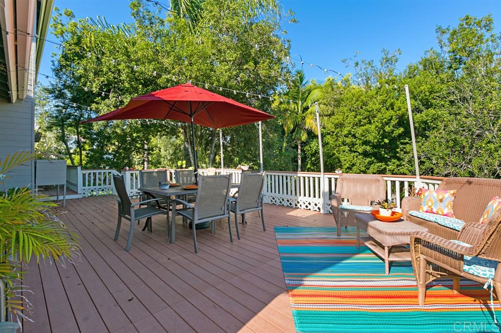 1353 Burgundy Road Encinitas, CA 92024 - Photo 17 of 23