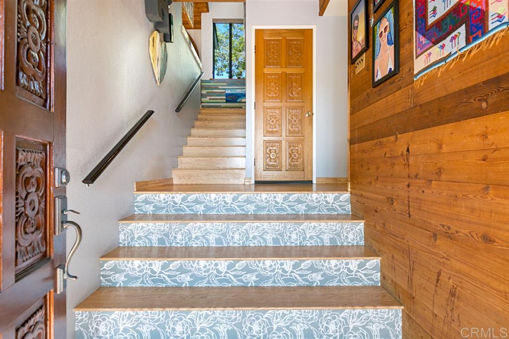 1353 Burgundy Road Encinitas, CA 92024 - Photo 4 of 23