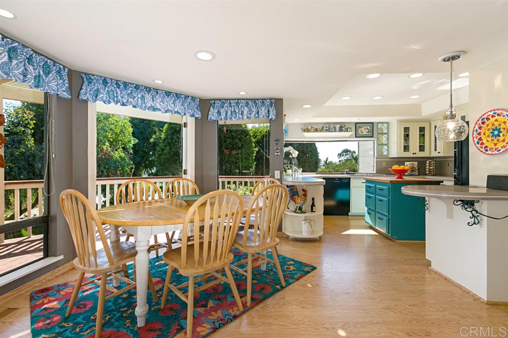 1353 Burgundy Road Encinitas, CA 92024 - Photo 6 of 23