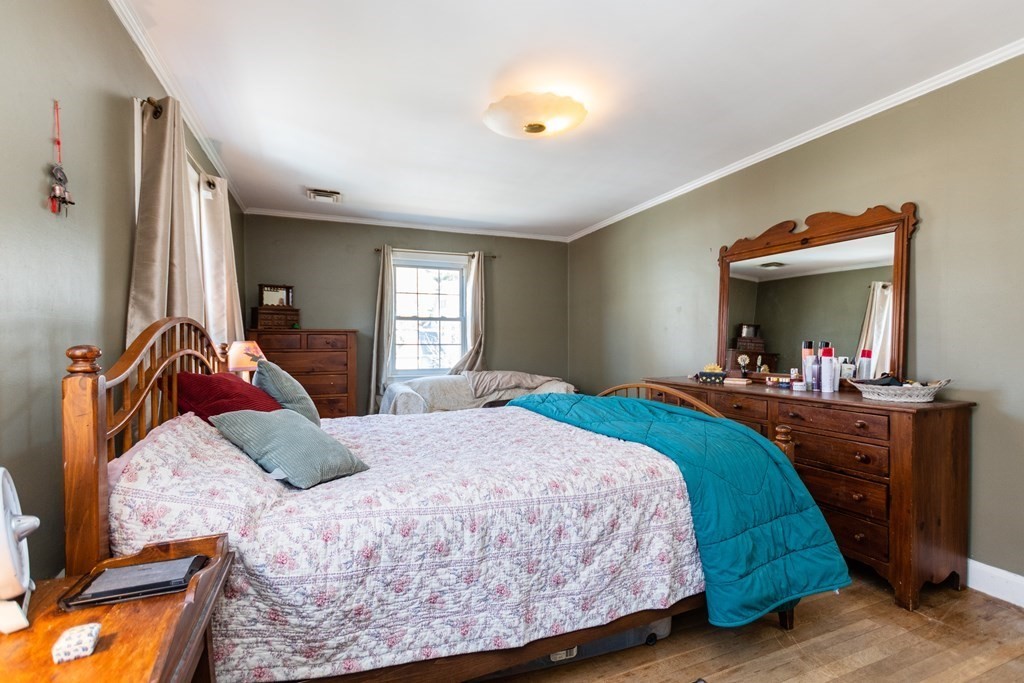 257 Beverly Road Brookline, MA 02467 - Photo 25 of 39 Gallery Image 25