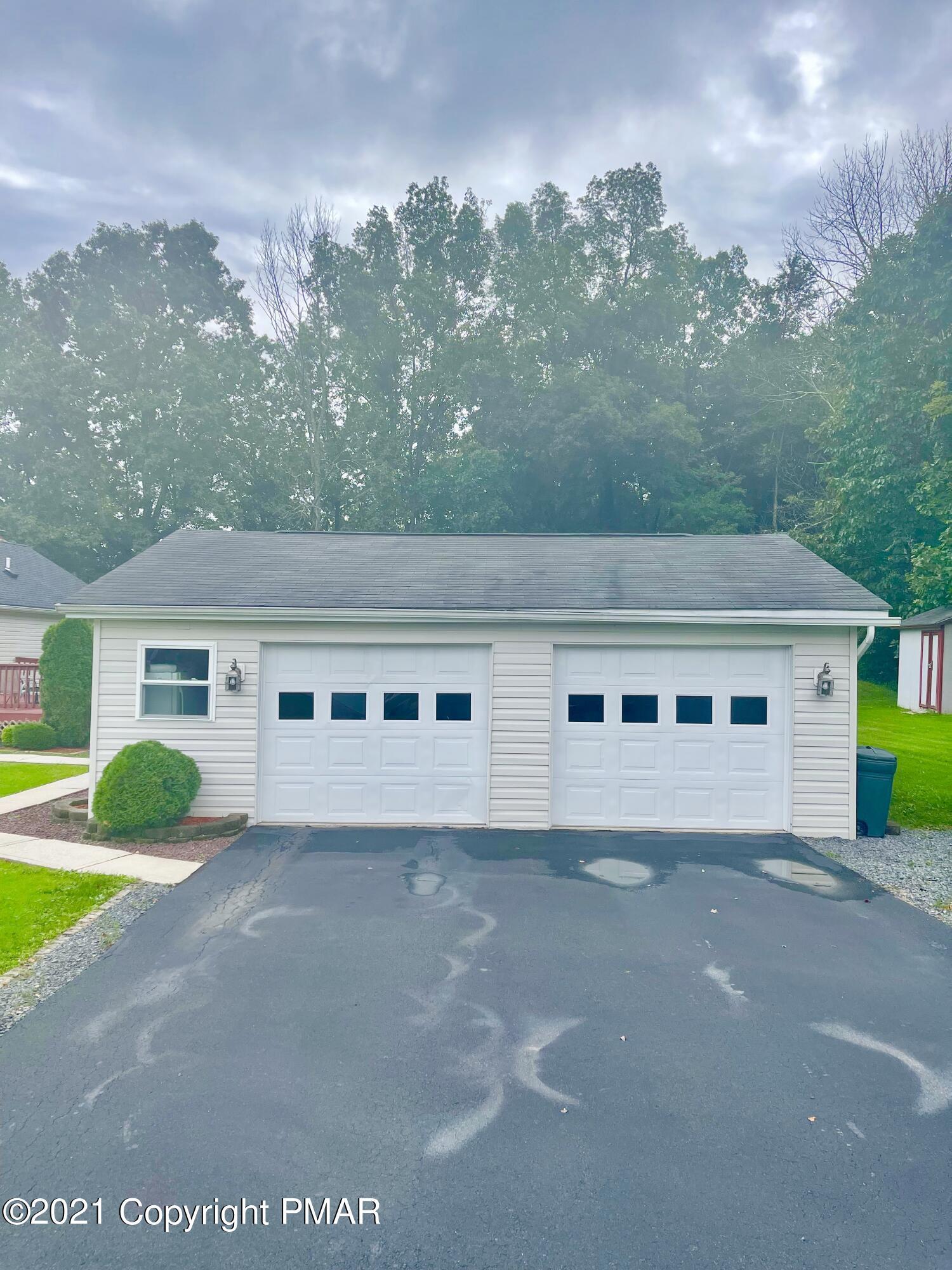202 Center Road Stroudsburg, PA 18360 - Photo 31 of 33 fullsizeoutput_2132