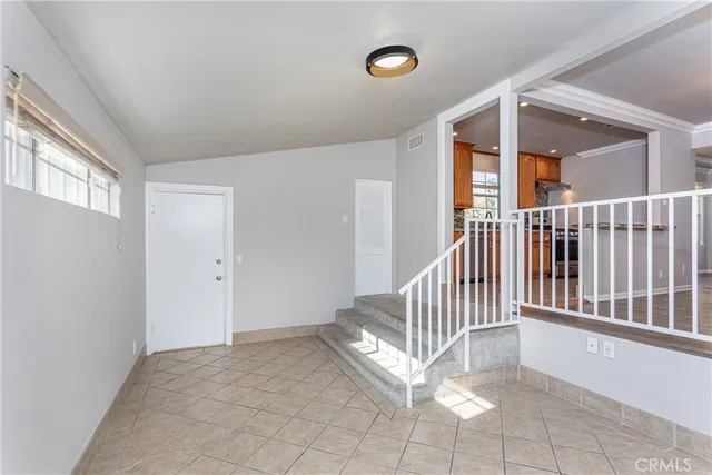 $3,799 | 1112 North Myers Street, Burbank, CA 91506