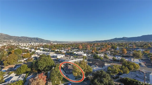 $3,799 | 1112 North Myers Street, Burbank, CA 91506