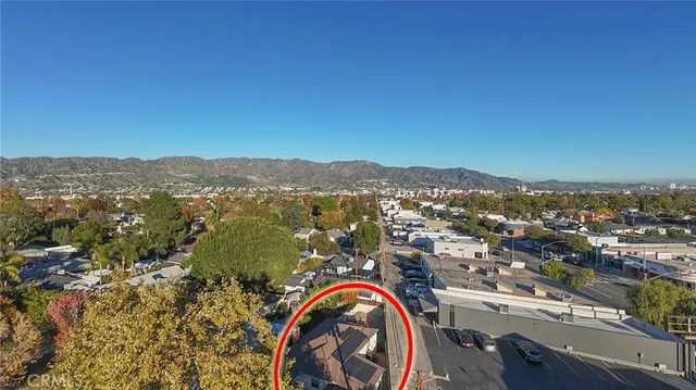 $3,799 | 1112 North Myers Street, Burbank, CA 91506