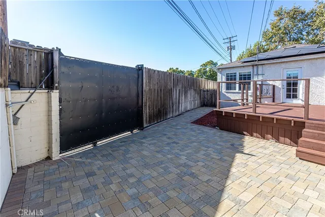 $3,799 | 1112 North Myers Street, Burbank, CA 91506