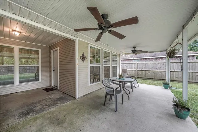 $220,000 | 23597 South Point Drive, Denham Springs, LA 70726
