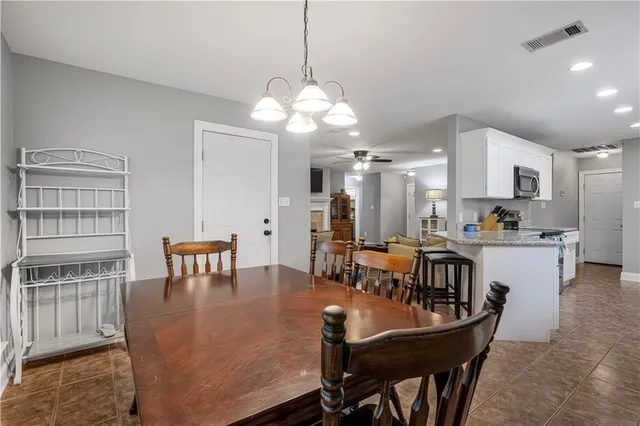 $220,000 | 23597 South Point Drive, Denham Springs, LA 70726