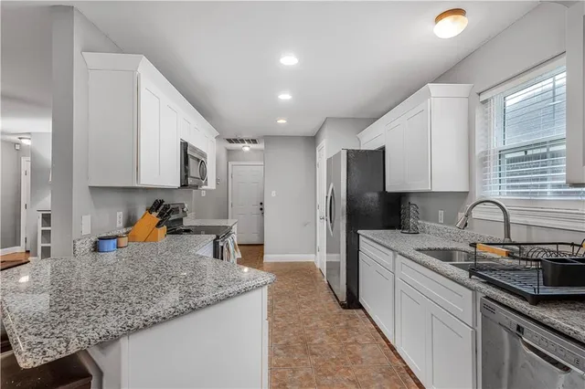 $220,000 | 23597 South Point Drive, Denham Springs, LA 70726