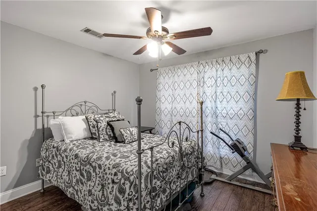 $220,000 | 23597 South Point Drive, Denham Springs, LA 70726