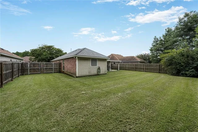 $220,000 | 23597 South Point Drive, Denham Springs, LA 70726