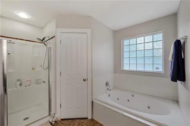 $220,000 | 23597 South Point Drive, Denham Springs, LA 70726