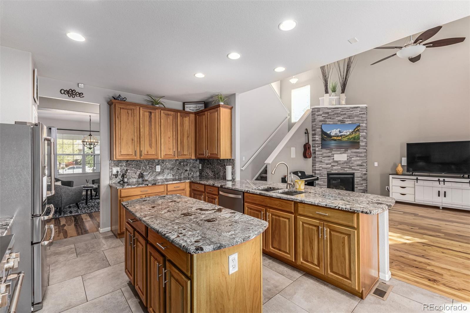 15085 Fillmore Way Thornton, CO 80602 - Photo 18 of 50