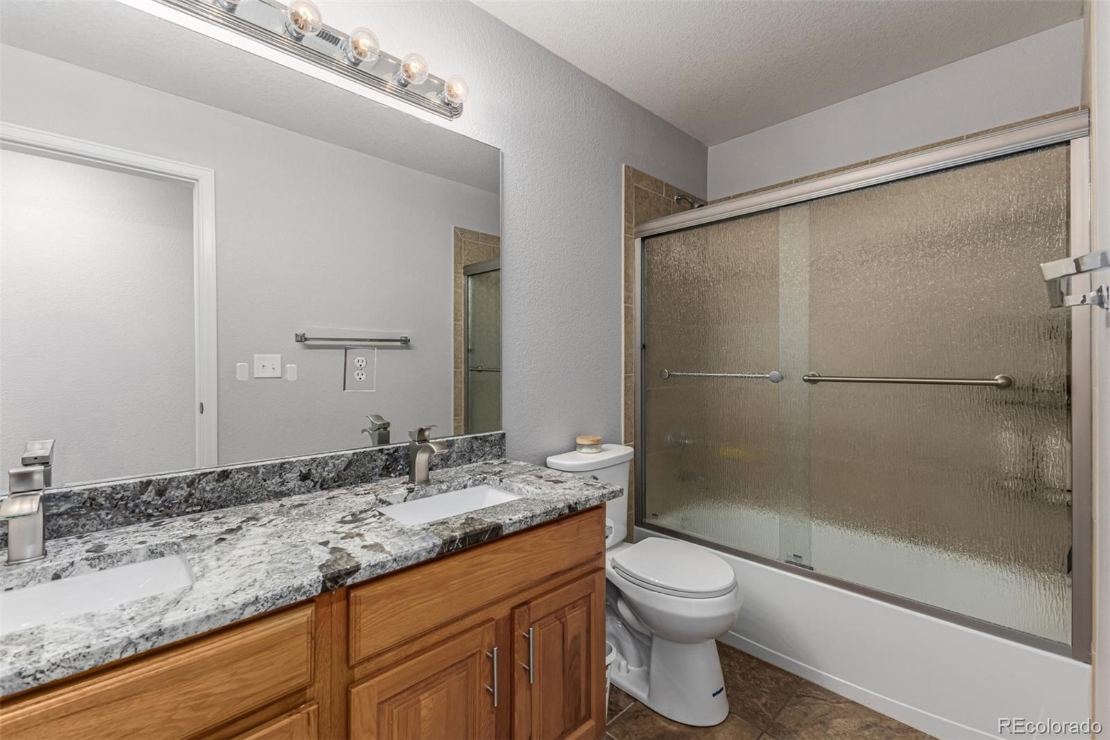 15085 Fillmore Way Thornton, CO 80602 - Photo 33 of 50