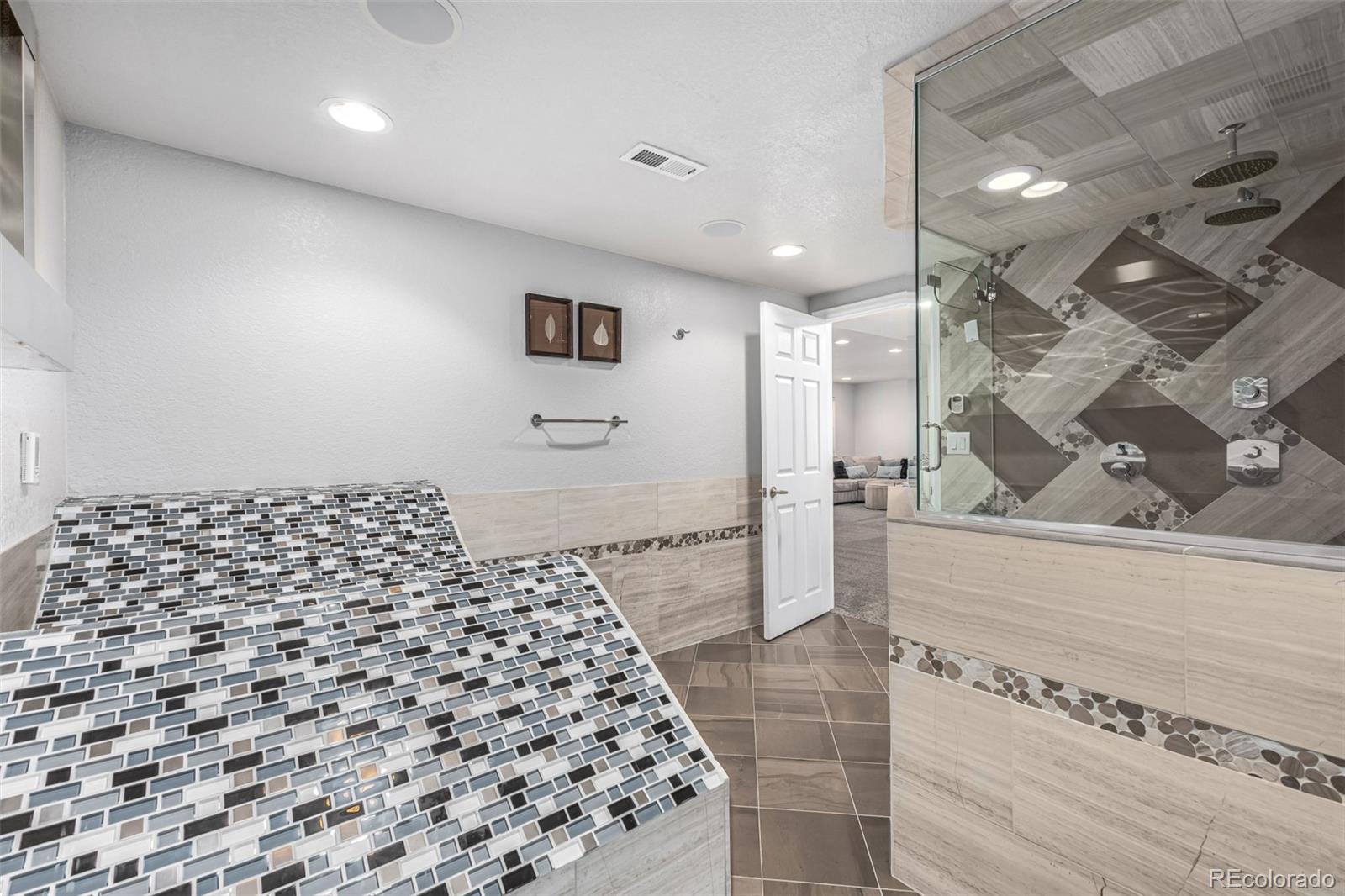 15085 Fillmore Way Thornton, CO 80602 - Photo 42 of 50