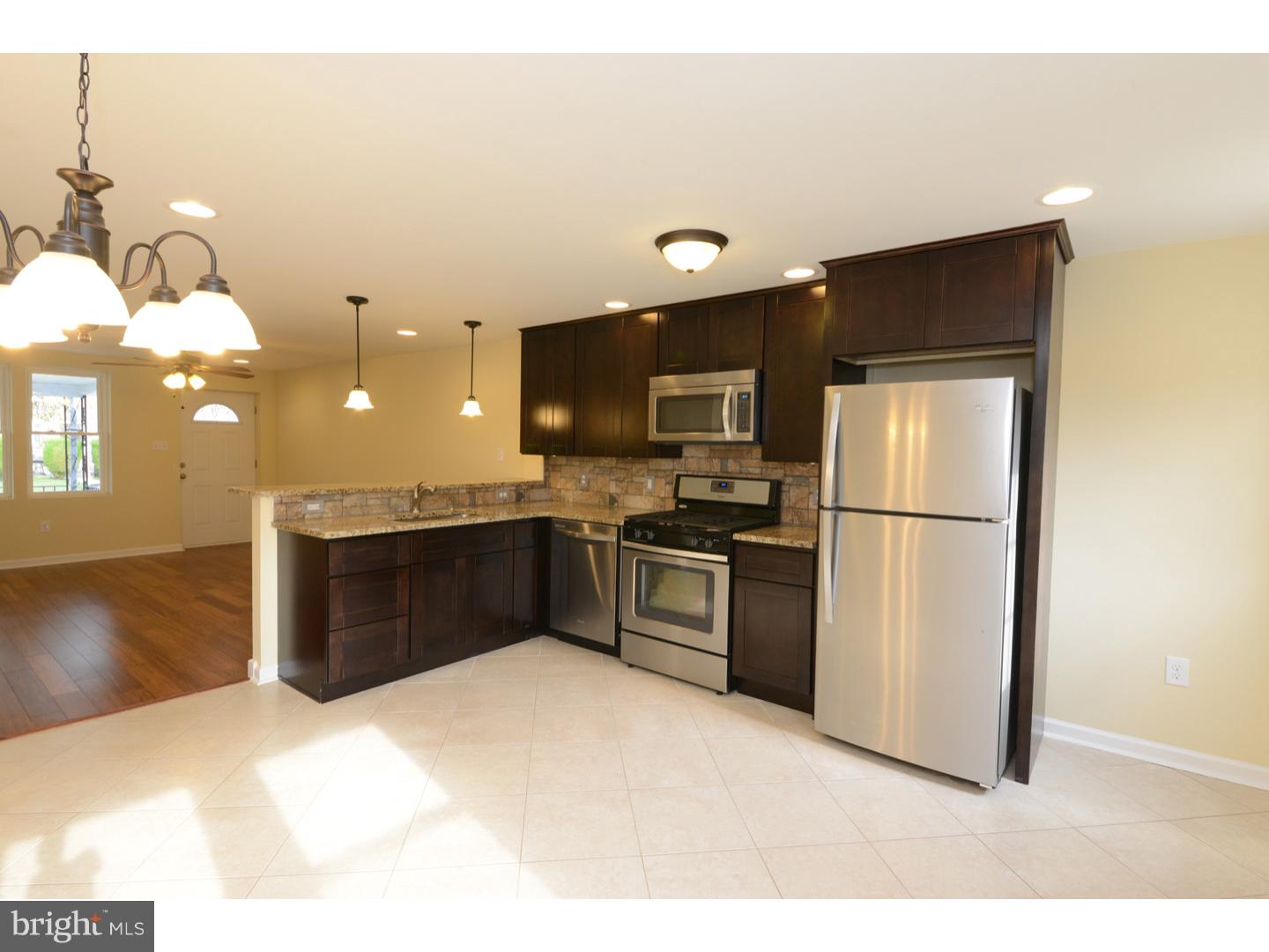 1304 Farrington Road Philadelphia, PA 19151 - Photo 12 of 25 Gallery Image 12