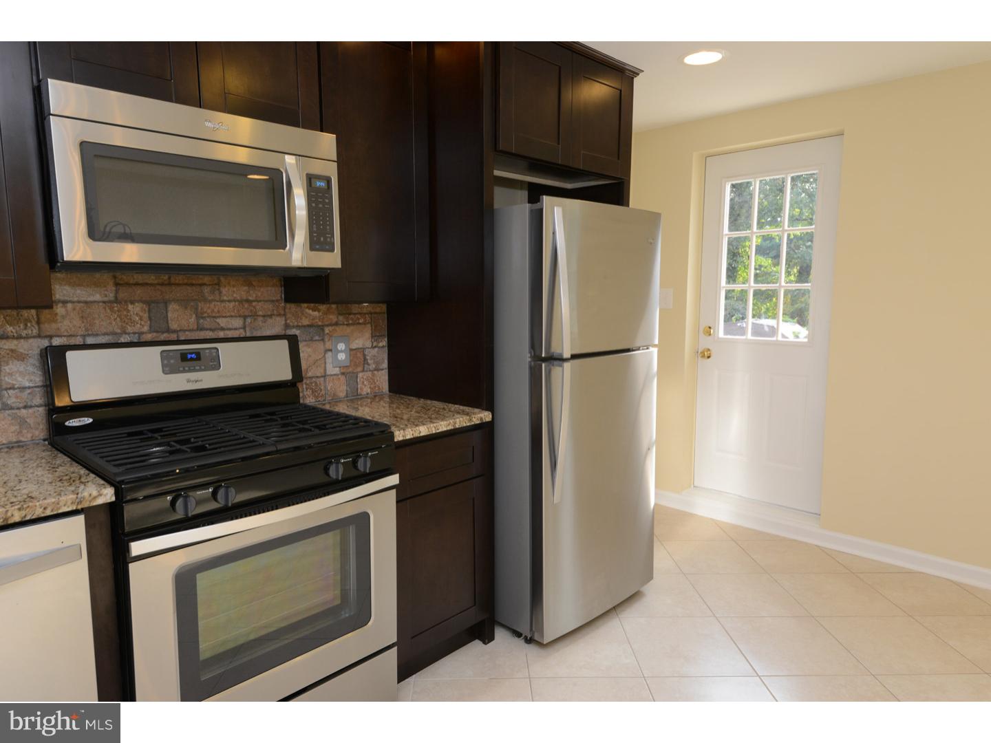 1304 Farrington Road Philadelphia, PA 19151 - Photo 10 of 25 Gallery Image 10