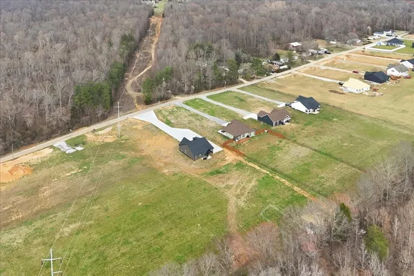 $384,000 | 1637 Smartt Station Road, Morrison, TN 37357