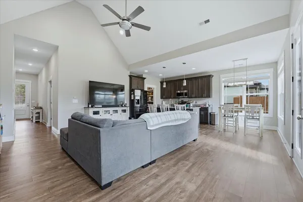 $384,000 | 1637 Smartt Station Road, Morrison, TN 37357