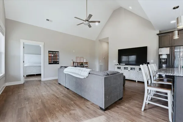 $384,000 | 1637 Smartt Station Road, Morrison, TN 37357