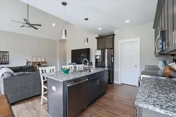 $384,000 | 1637 Smartt Station Road, Morrison, TN 37357