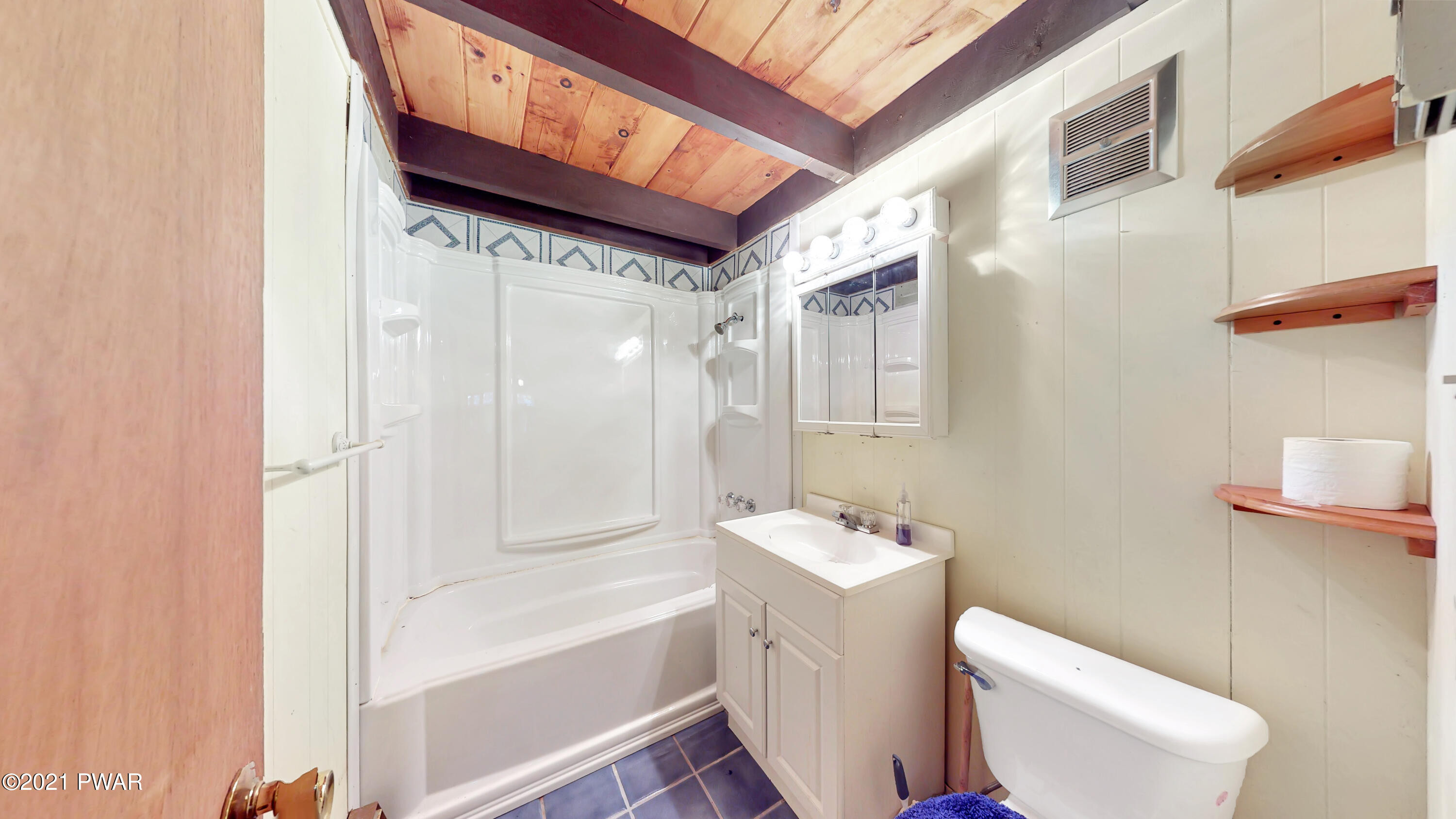 306 Gold Key Road Milford, PA 18337 - Photo 11 of 35