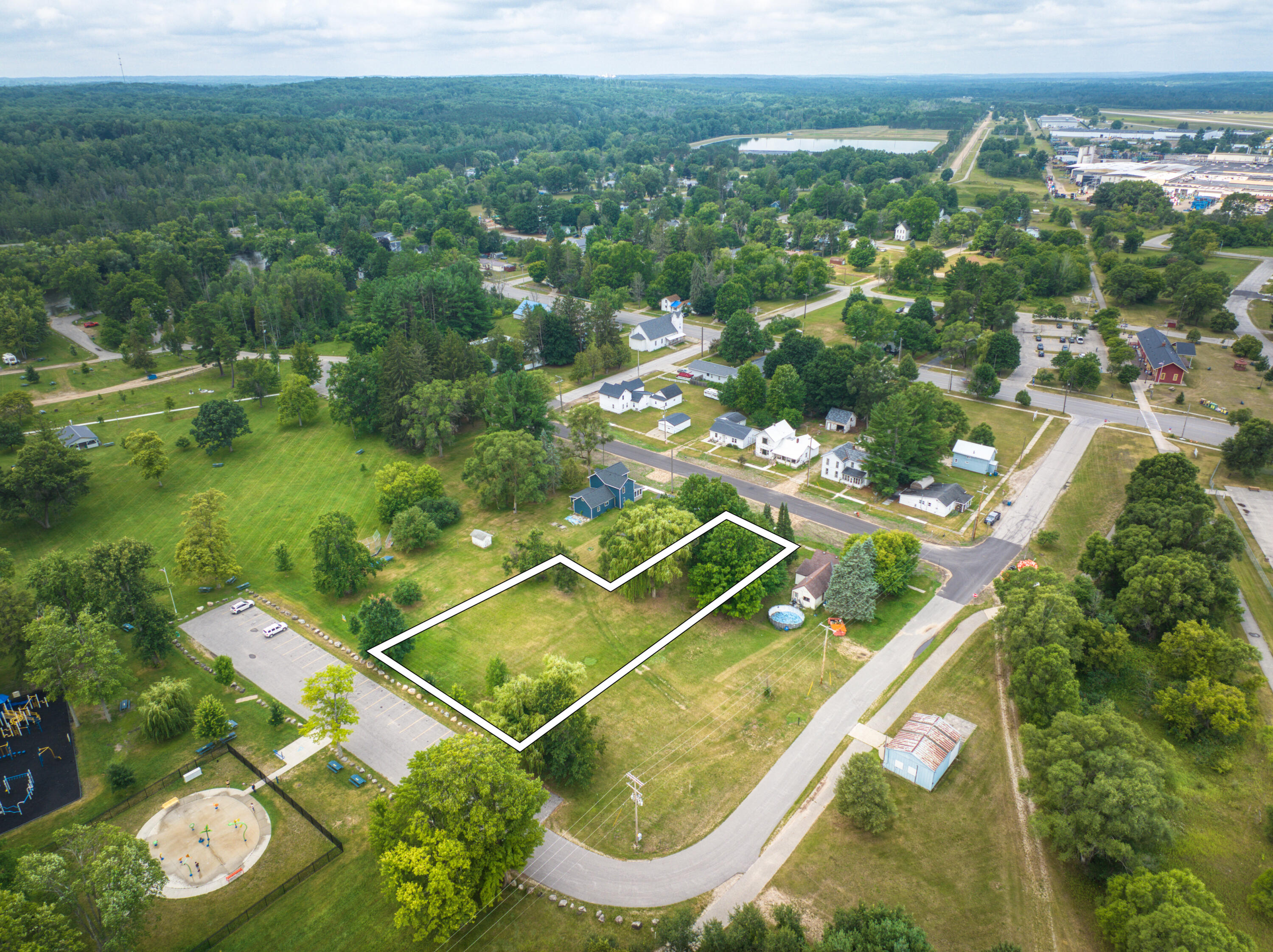209 South River Road Evart, MI 49631 - Photo 27 of 30 DJI_20260728111958_0874_D_6