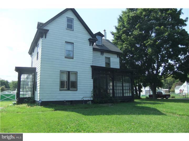 1207 Bath Road Bristol, PA 19007 - Photo 2 of 19 Gallery Image 2