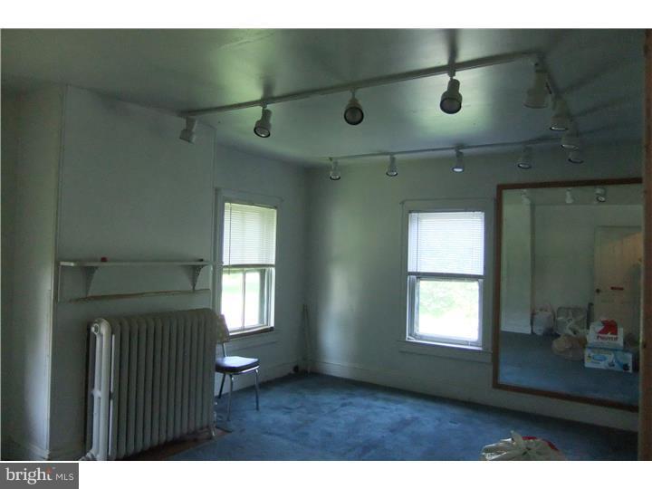 1207 Bath Road Bristol, PA 19007 - Photo 17 of 19 Gallery Image 17