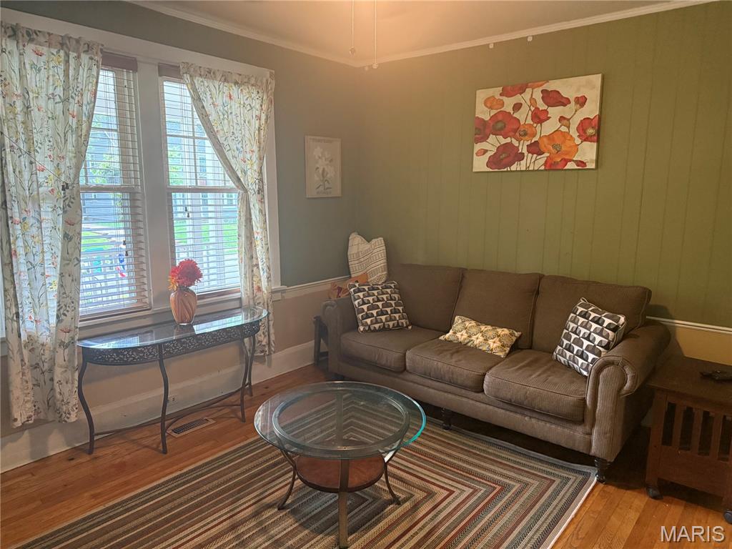 329 Stark Court Webster Groves, MO 63119 - Photo 8 of 27