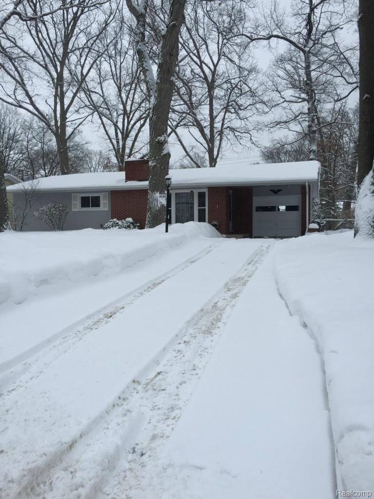 3050 Riverside Drive Port Huron, MI 48060 - Photo 2 of 51 2.jpg
