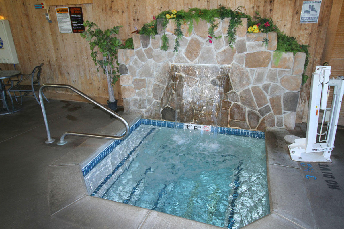 60 Mile Road, Unit 47 Wells, ME 04090 - Photo 17 of 18 hot-tub-misty-harbor