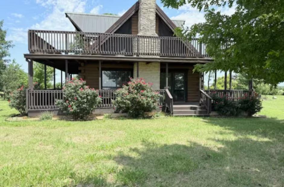 726 Ford Road Sherman, TX 75092 - Photo 3 of 23