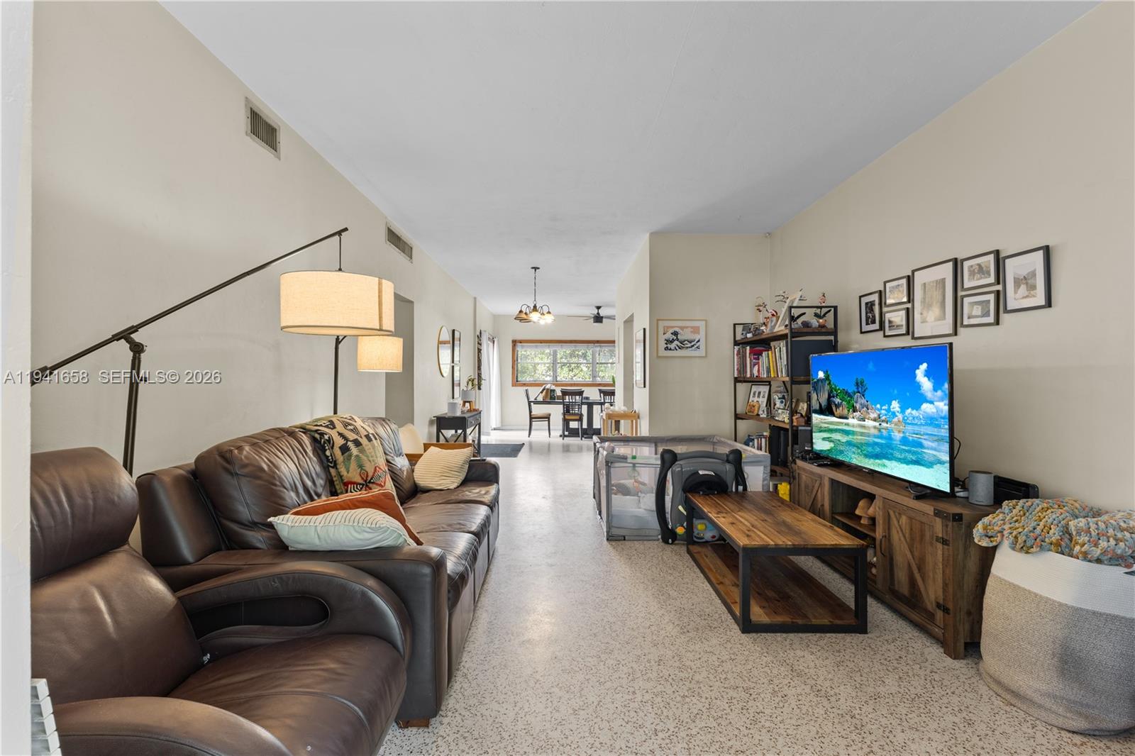 325 Bird Road Coral Gables, FL 33146 - Photo 3 of 20