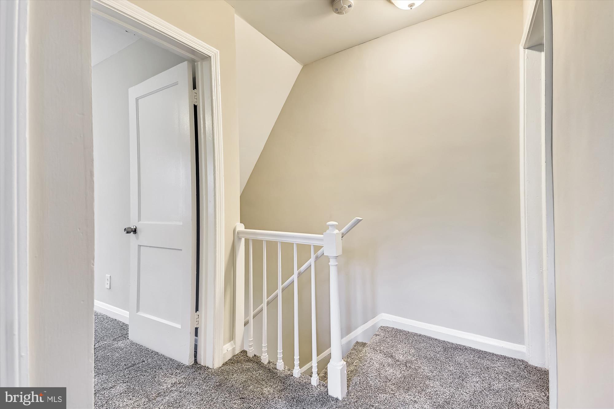 3513 Dunhaven Road Baltimore, MD 21222 - Photo 14 of 29 Second floor landing