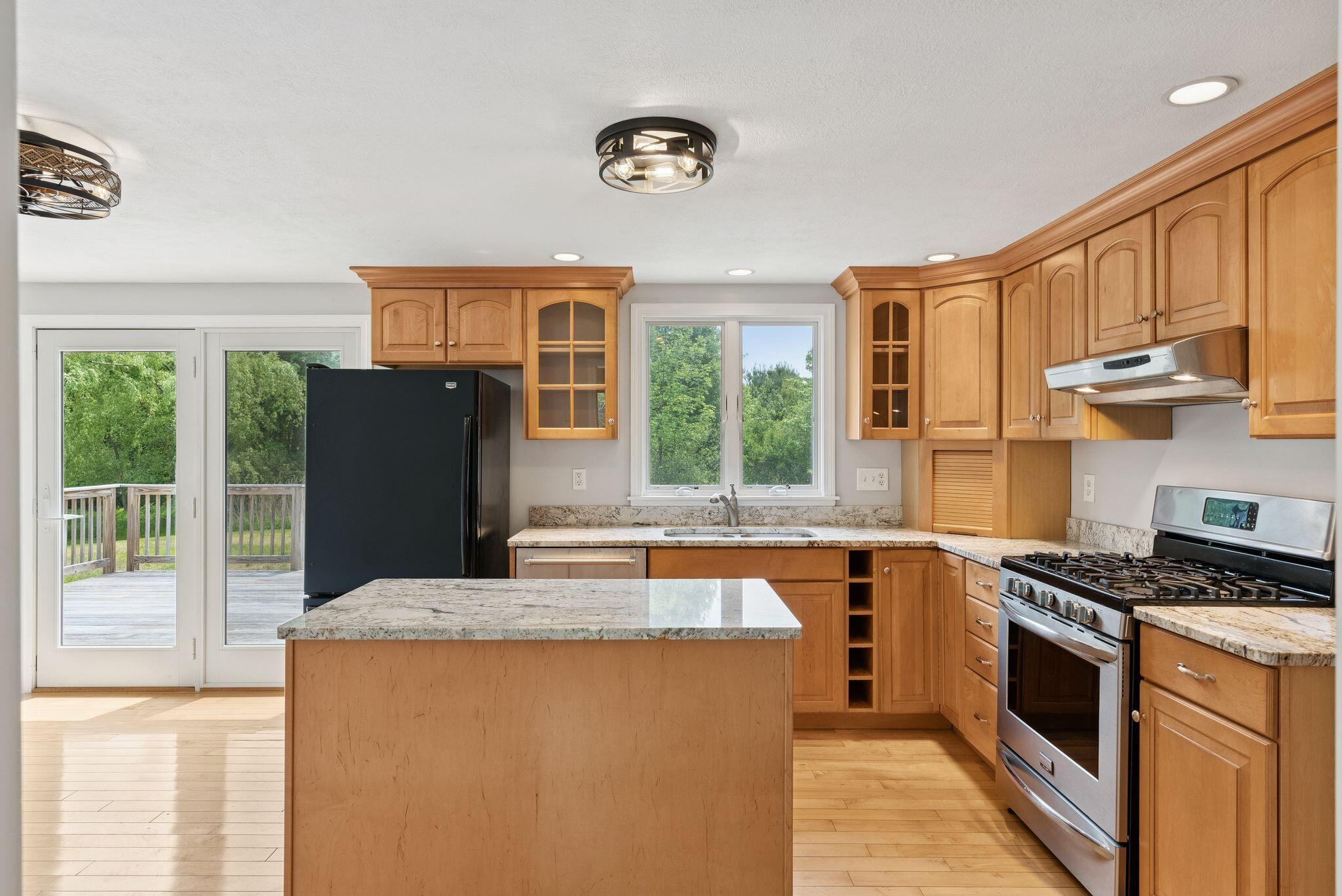 109 Hearn Road Saco, ME 04072 - Photo 7 of 44 30_DSC09736