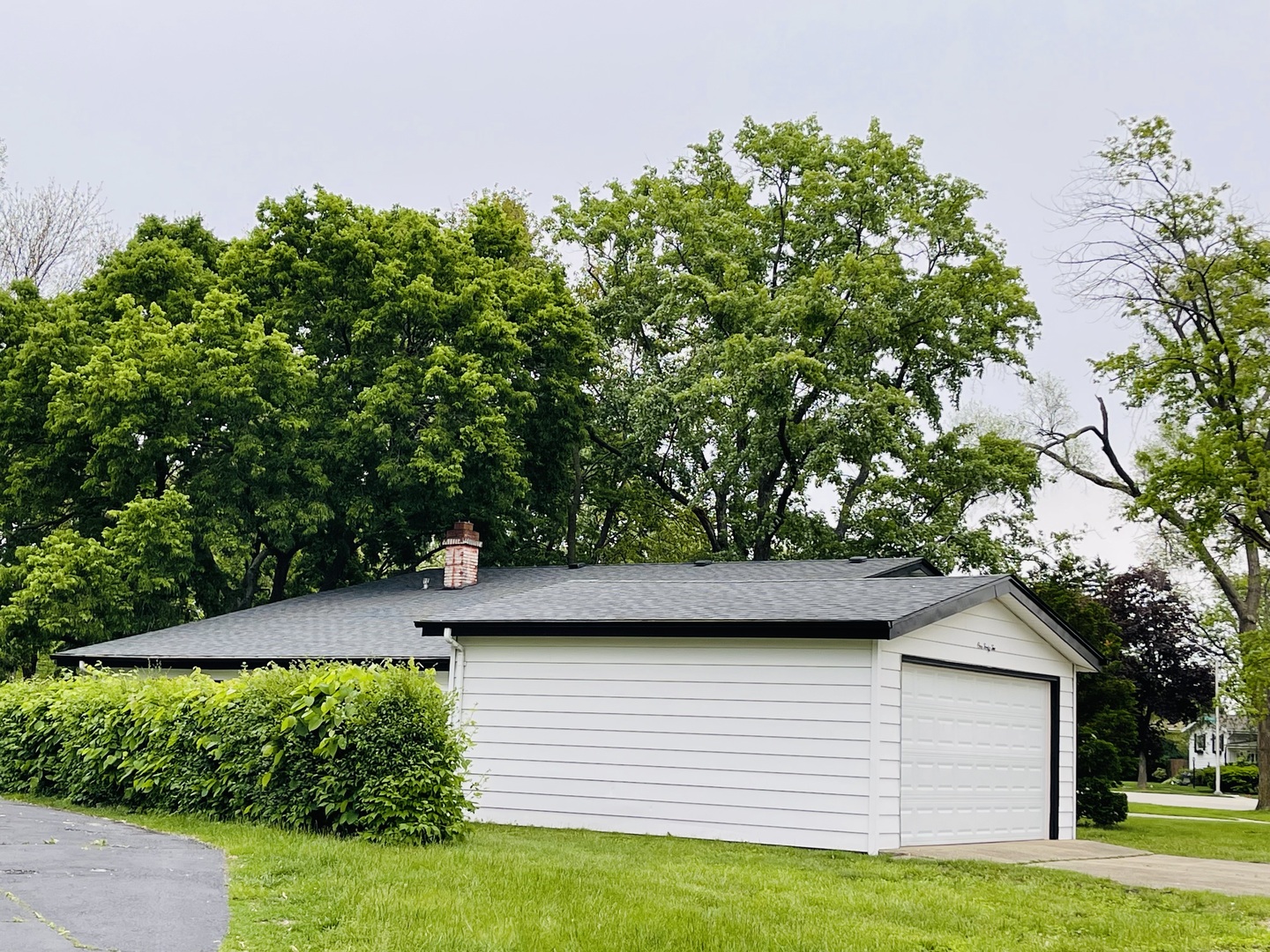 142 Glendale Street Wheeling, IL 60090 - Photo 2 of 2