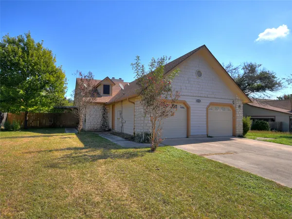 $1,750 | 415 Fantail Loop, Unit A, Austin, TX 78734