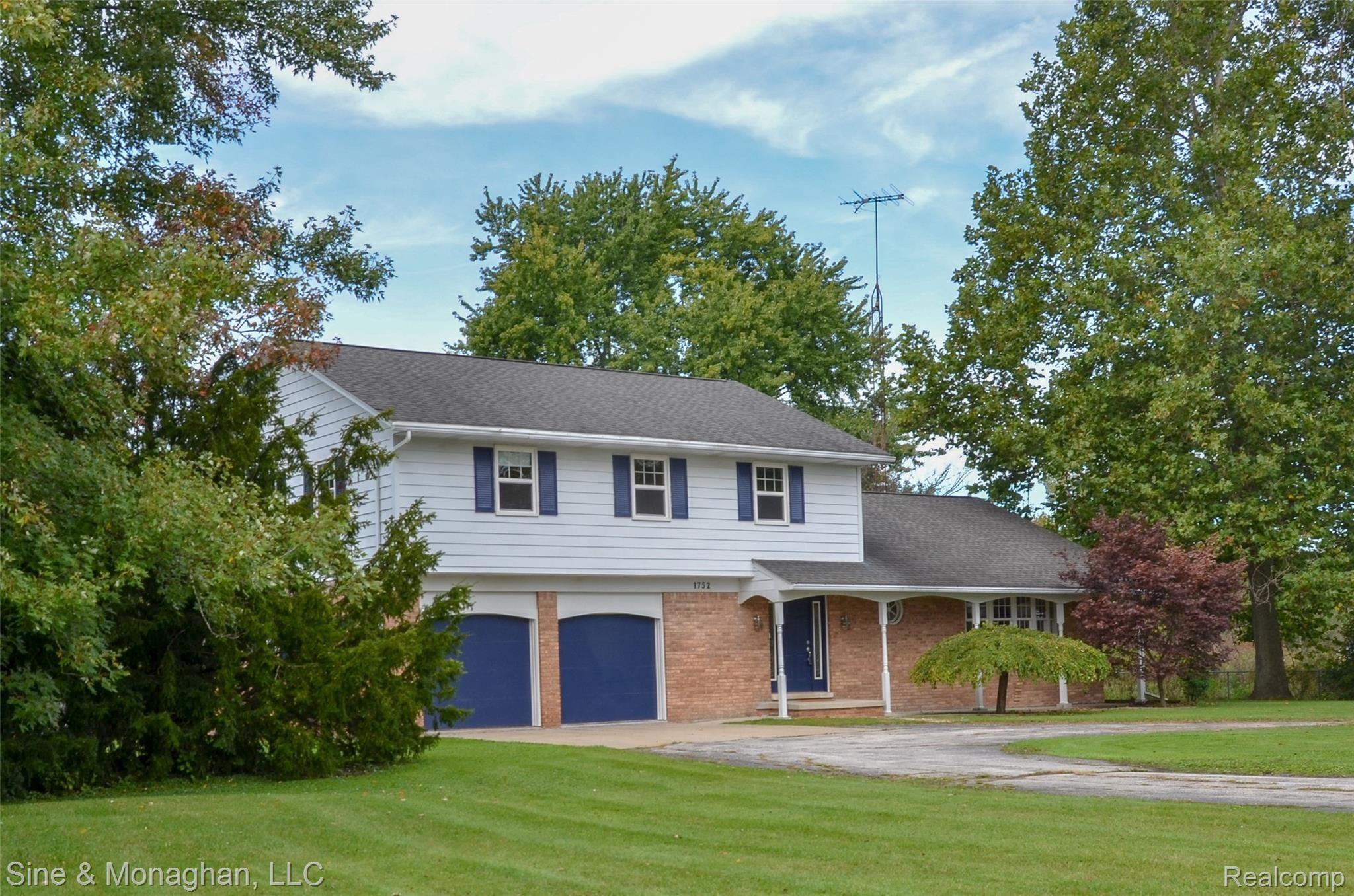 1752 Wadhams Road St. Clair, MI 48079 - Photo 37 of 44 DSC_1178-2.jpg