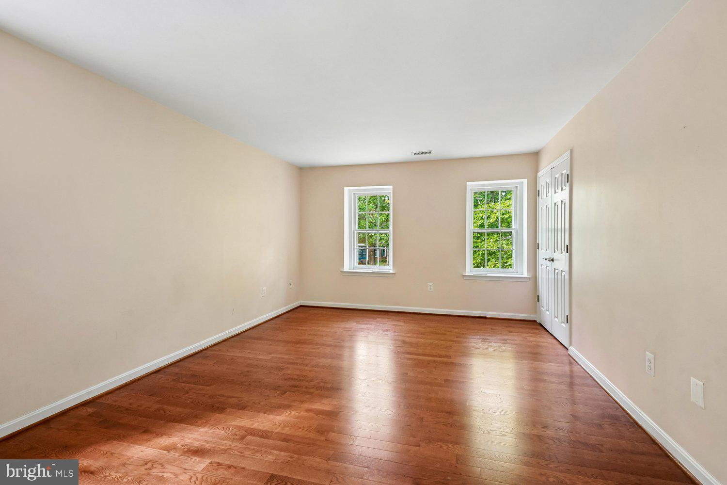 10802 Dayflower Court Reston, VA 20191 - Photo 16 of 44 Primary Bedroom