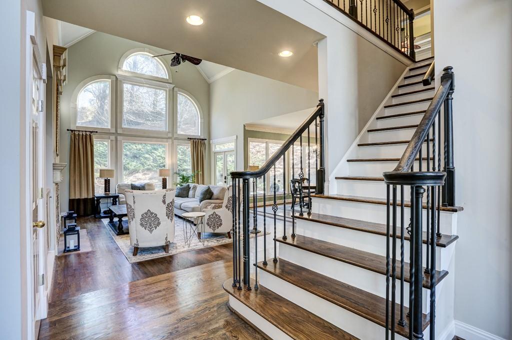 5940 Whitestone Lane Suwanee, GA 30024 - Photo 12 of 56